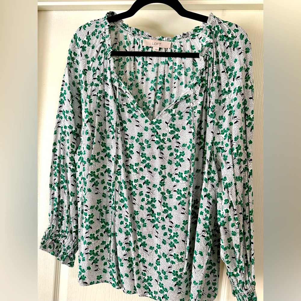 Super cute long sleeve Loft blouse, size large.